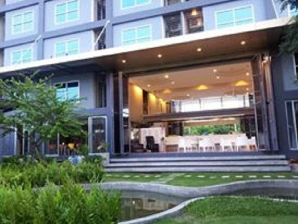 A Plus Hotel Ubon Ratchathani Eksteriør billede